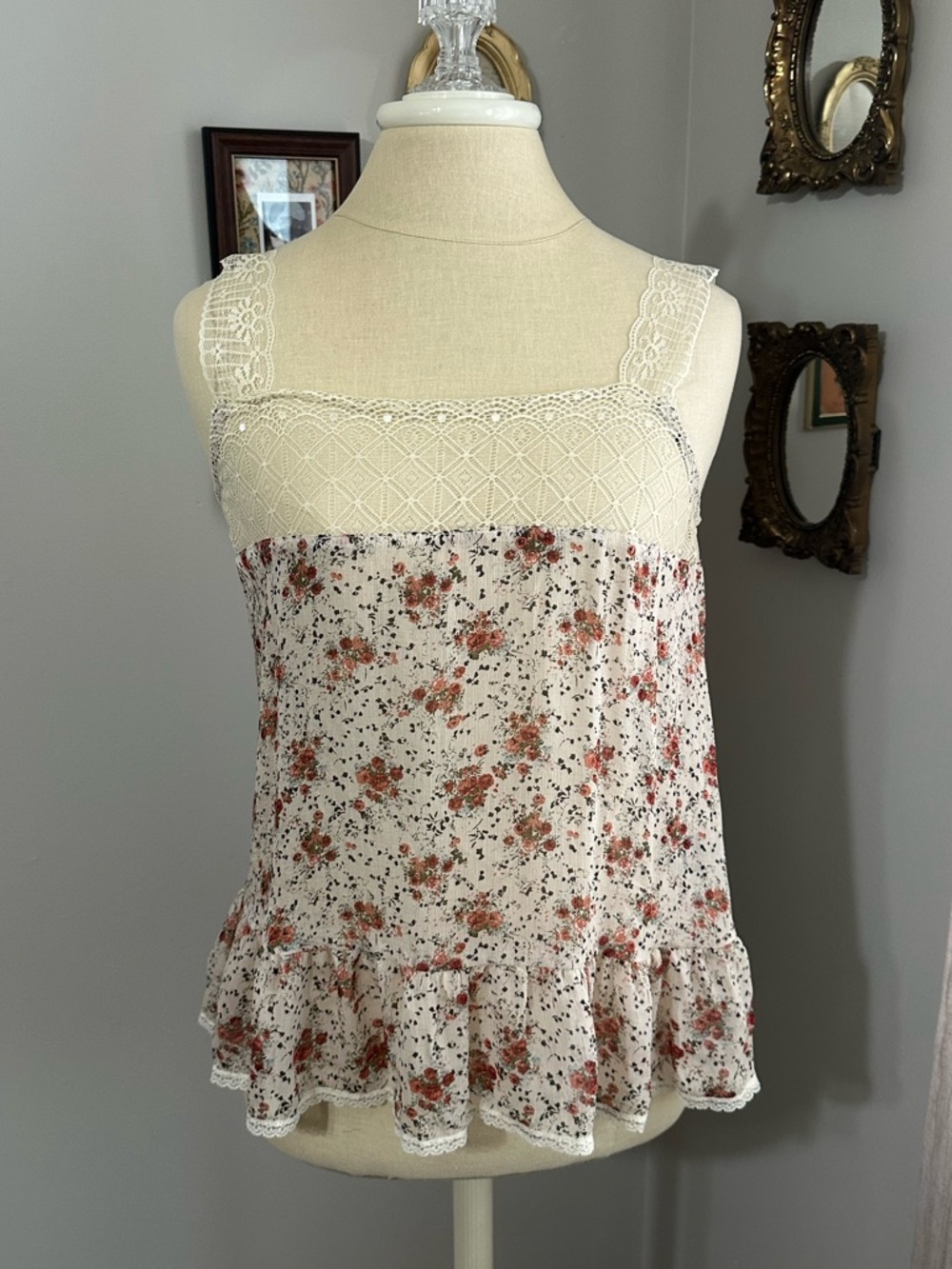 POL Cream Floral Lace-Trim Camisole